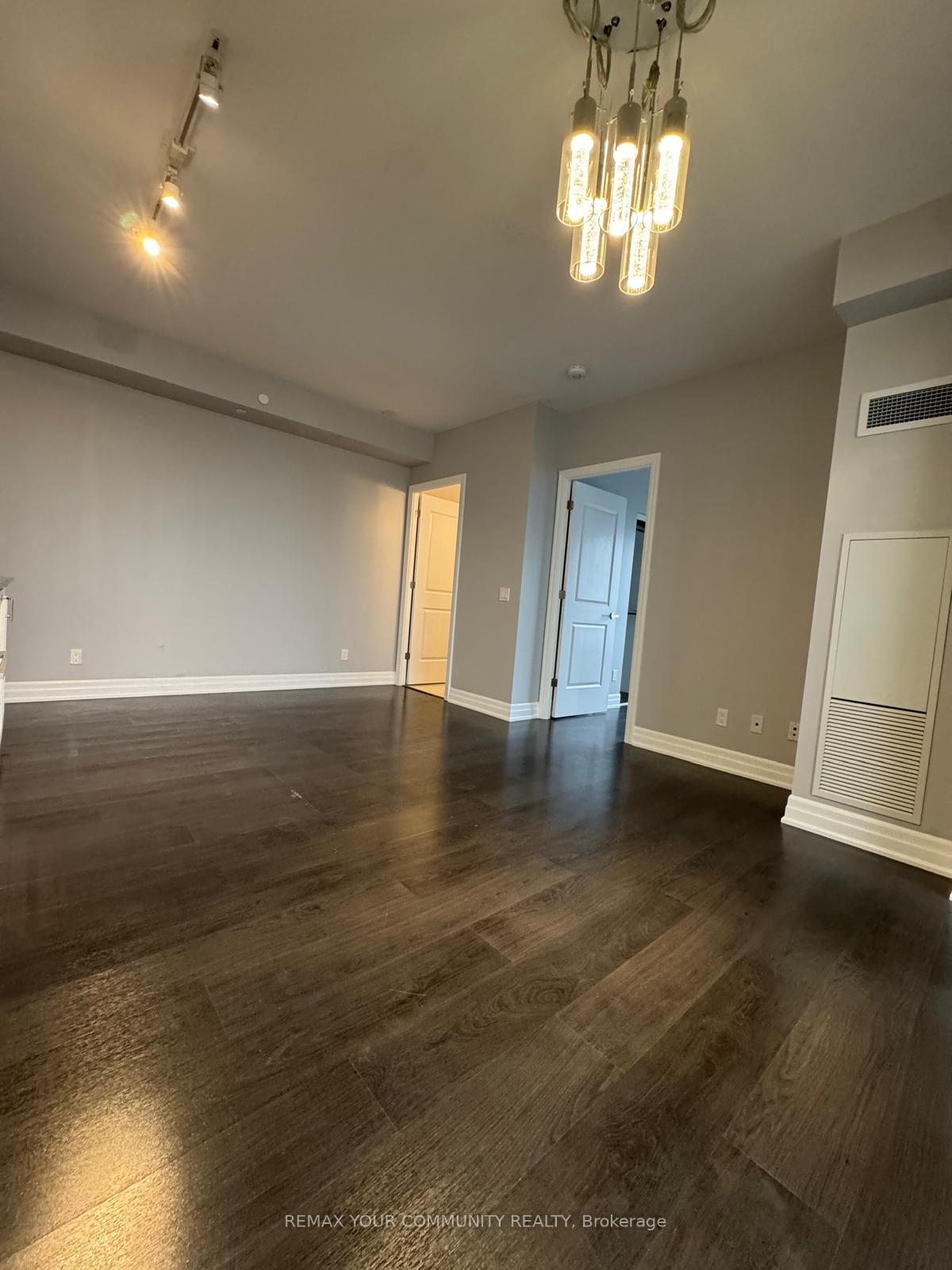 Photo 10 of Unit 1409, 9085 Jane Street, Vaughan, Concord — HOMEH