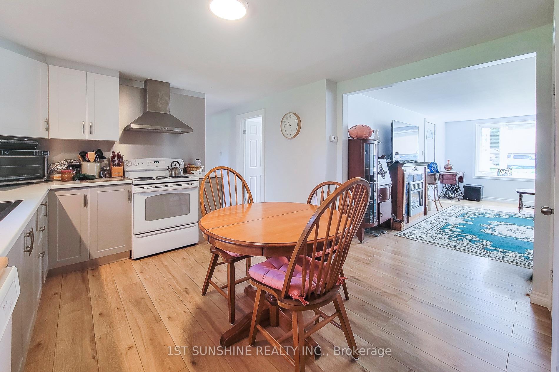 Photo 16 of 306 Riverside Drive, Welland, Broadway — HOMEH