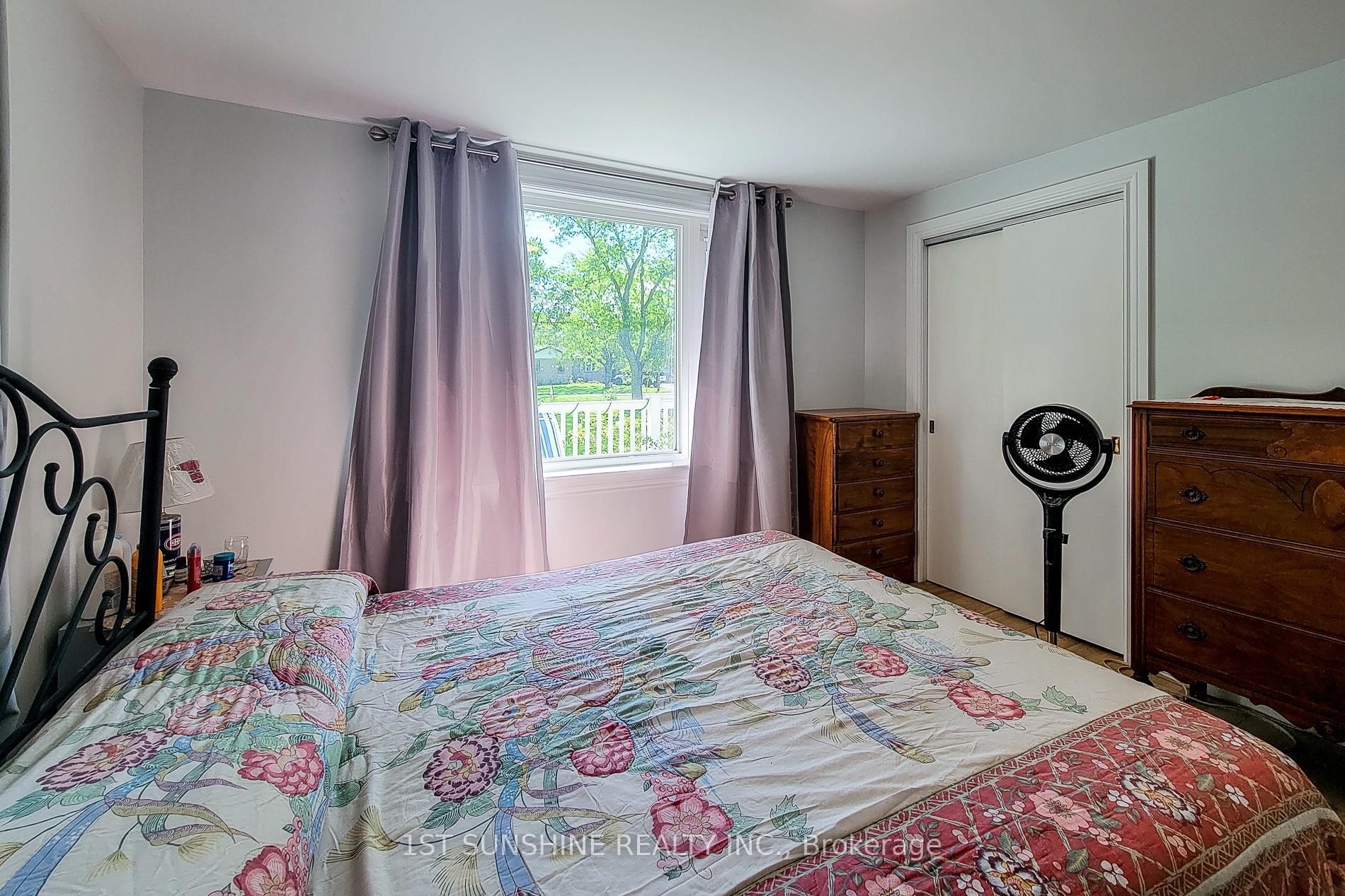 Photo 22 of 306 Riverside Drive, Welland, Broadway — HOMEH