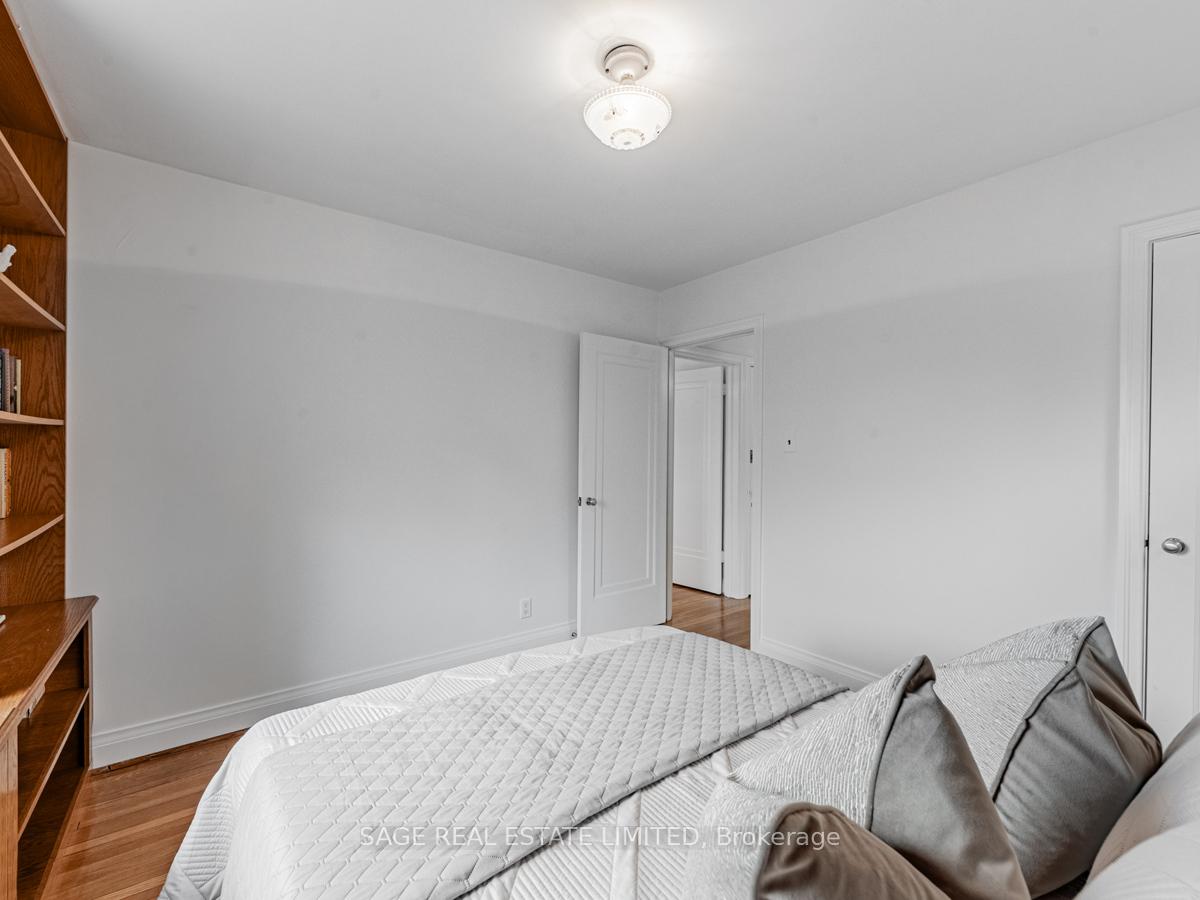 Photo 24 of 28 Barbara Crescent, Toronto, East York — HOMEH