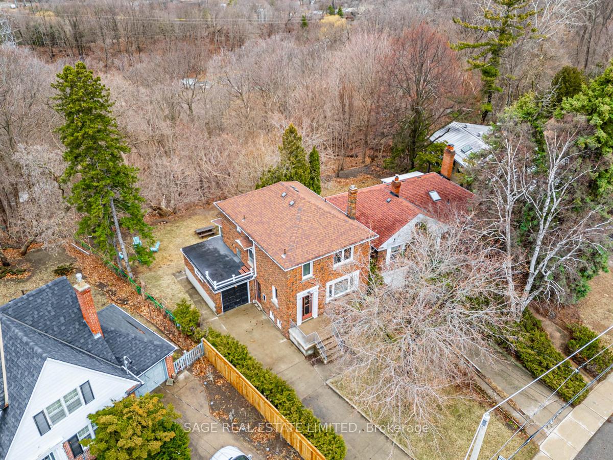 Photo 35 of 28 Barbara Crescent, Toronto, East York — HOMEH