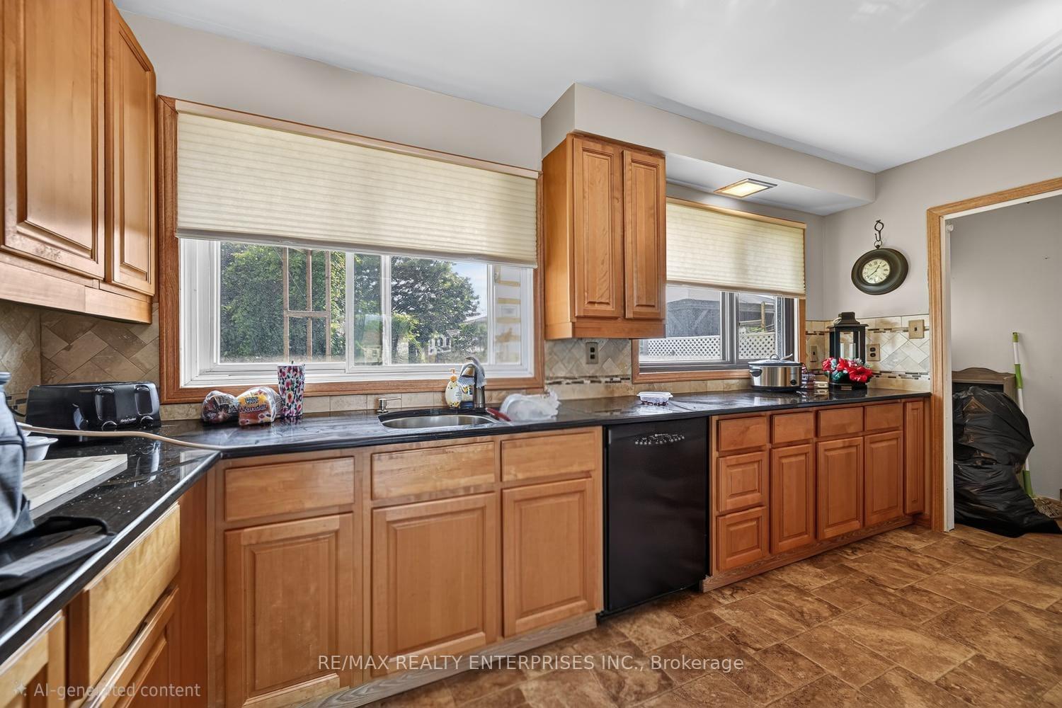 Photo 5 of 855 Howe Terrace, Prescott, Prescott — HOMEH