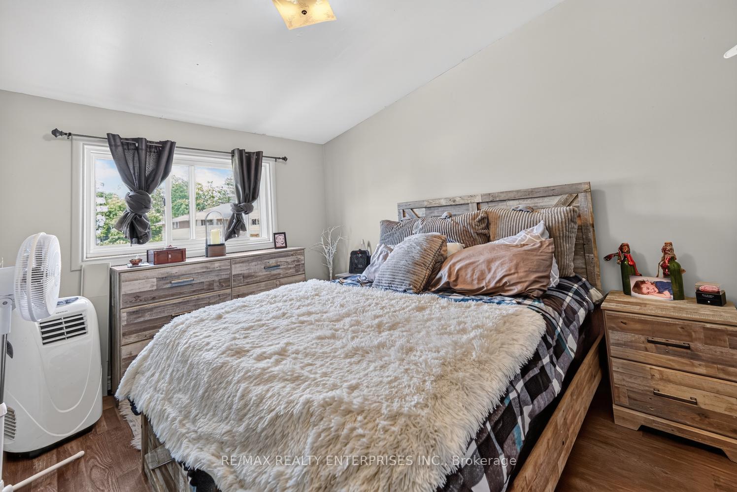 Photo 12 of 855 Howe Terrace, Prescott, Prescott — HOMEH
