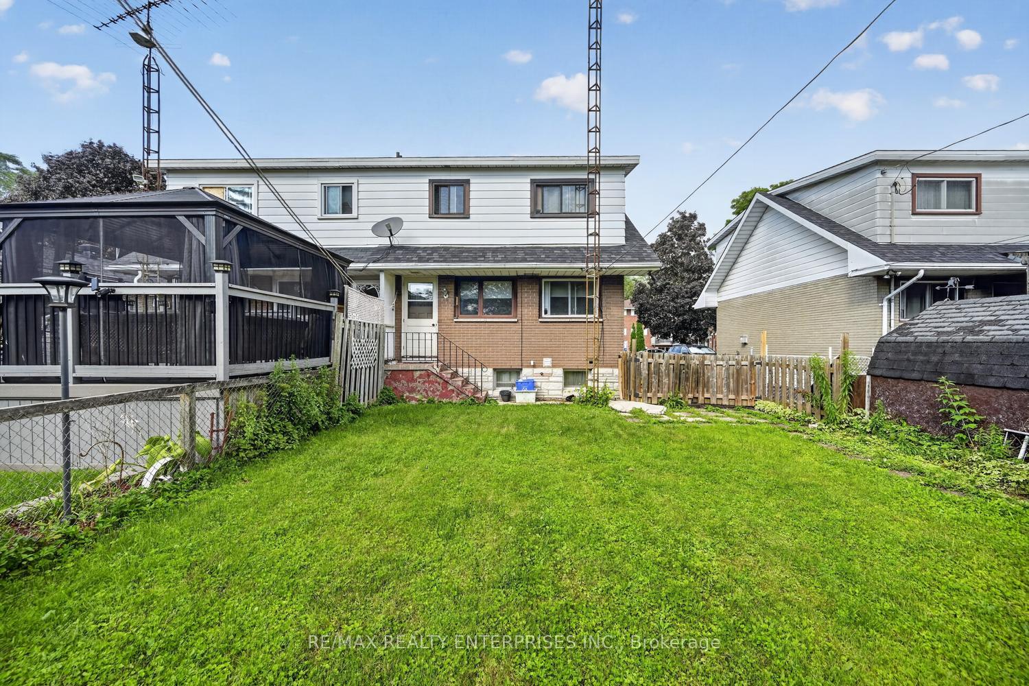 Photo 23 of 855 Howe Terrace, Prescott, Prescott — HOMEH