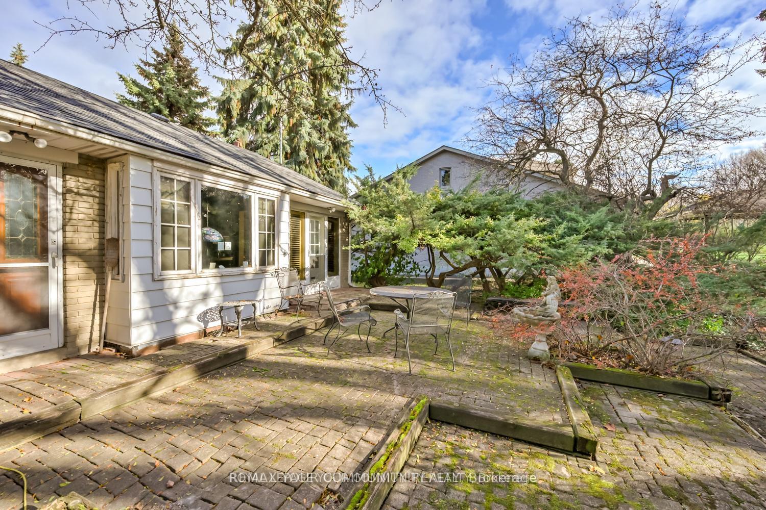 Photo 12 of 23 Denham Drive, Richmond Hill, South Richvale — HOMEH