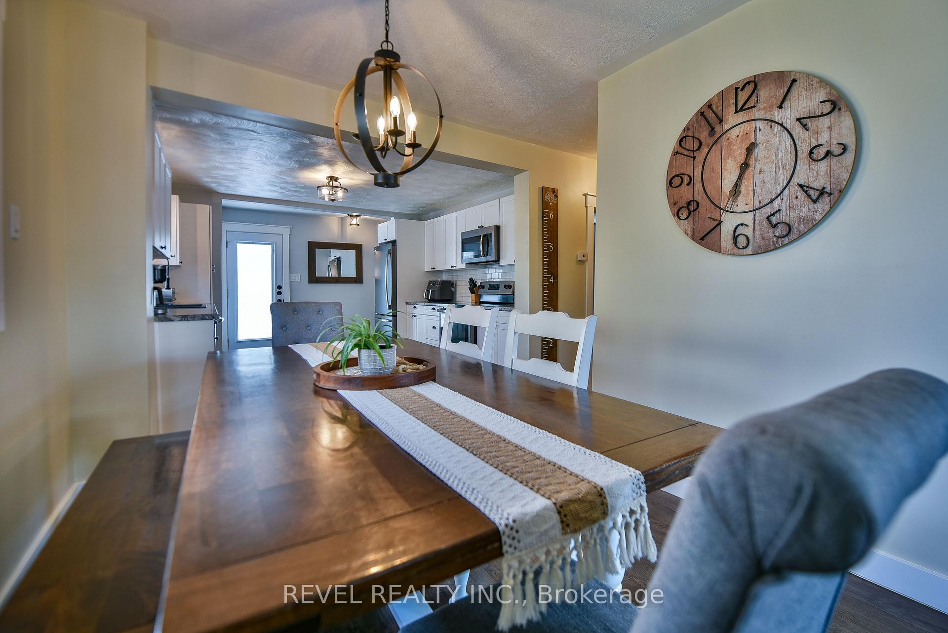 Photo 18 of 338 Craig Street, Timmins, MTJ - Main Area — HOMEH