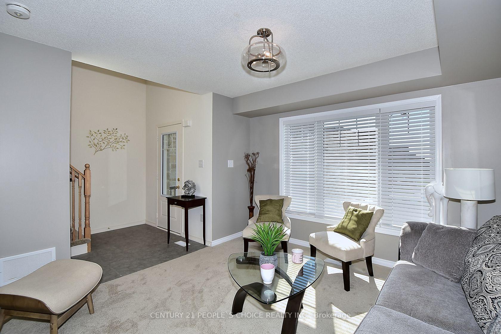 Photo 5 of 13 Devineridge Avenue, Ajax, Central East — HOMEH