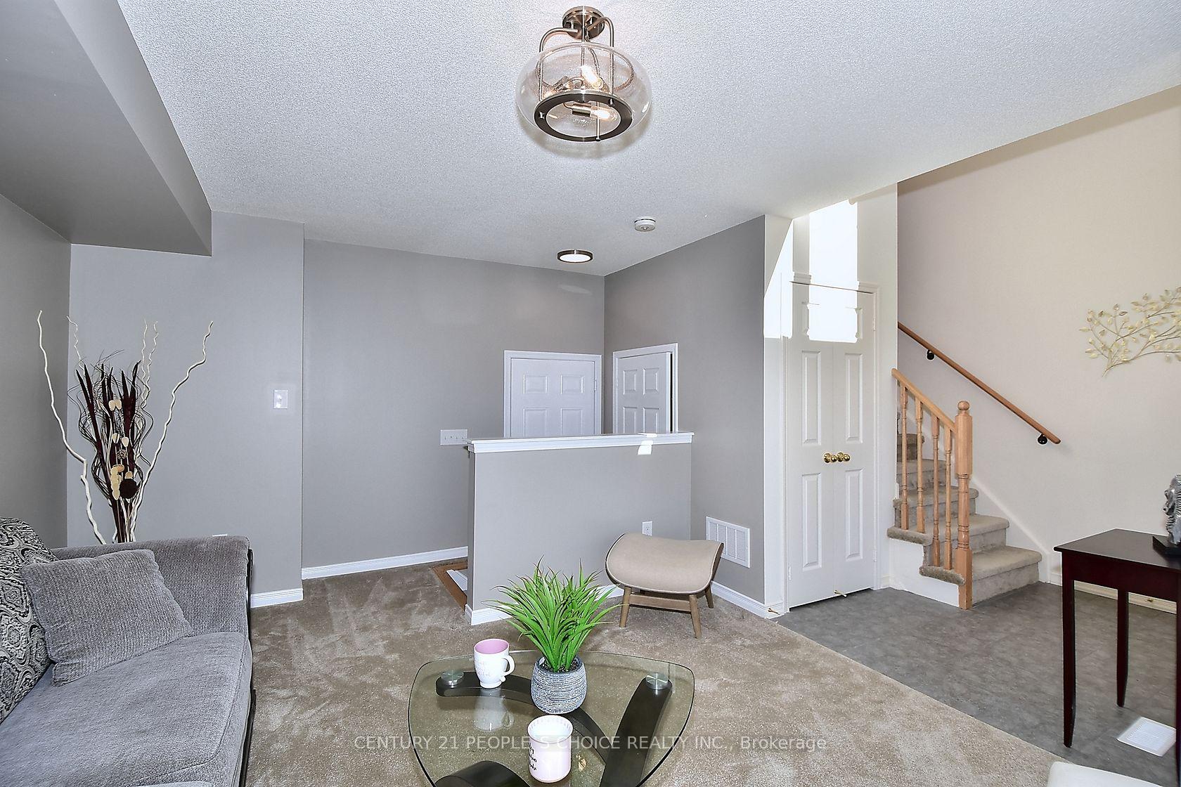 Photo 6 of 13 Devineridge Avenue, Ajax, Central East — HOMEH