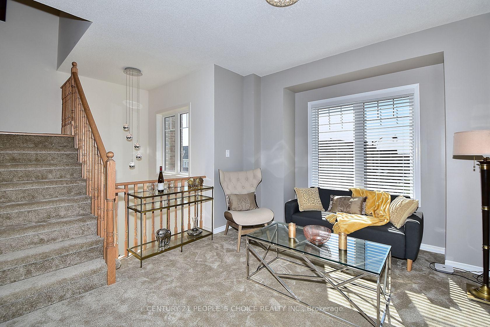 Photo 7 of 13 Devineridge Avenue, Ajax, Central East — HOMEH