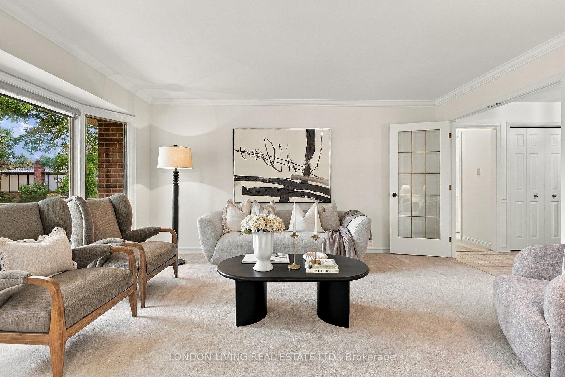 Photo 12 of 181 Timber Drive, London, South B — HOMEH