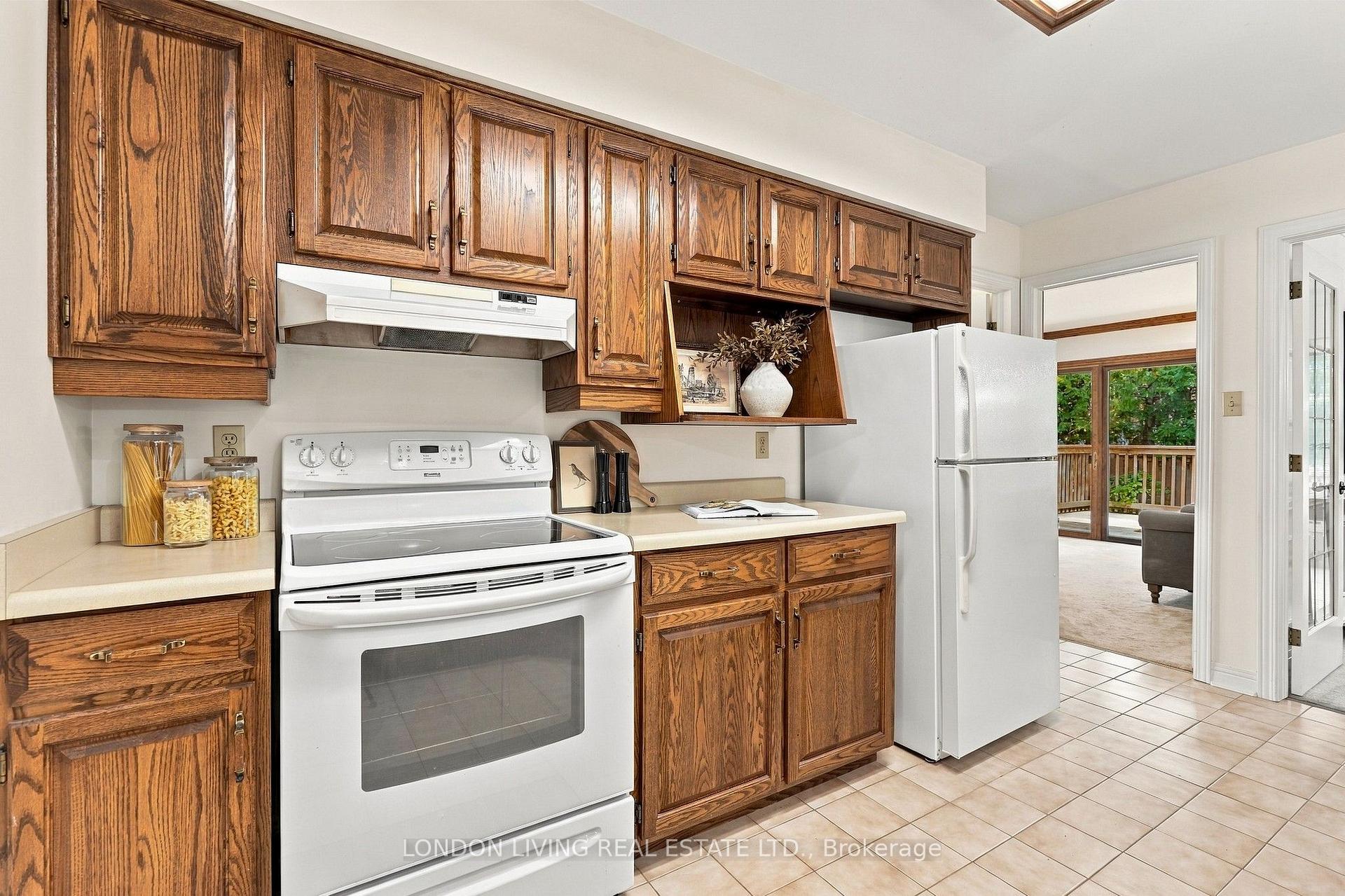 Photo 19 of 181 Timber Drive, London, South B — HOMEH