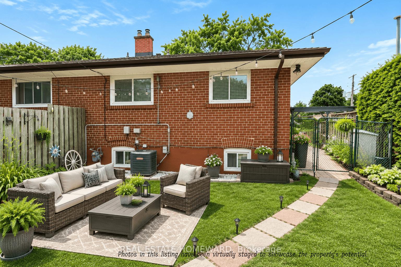 Photo 33 of 94 Rochman Boulevard, Scarborough, Woburn — HOMEH