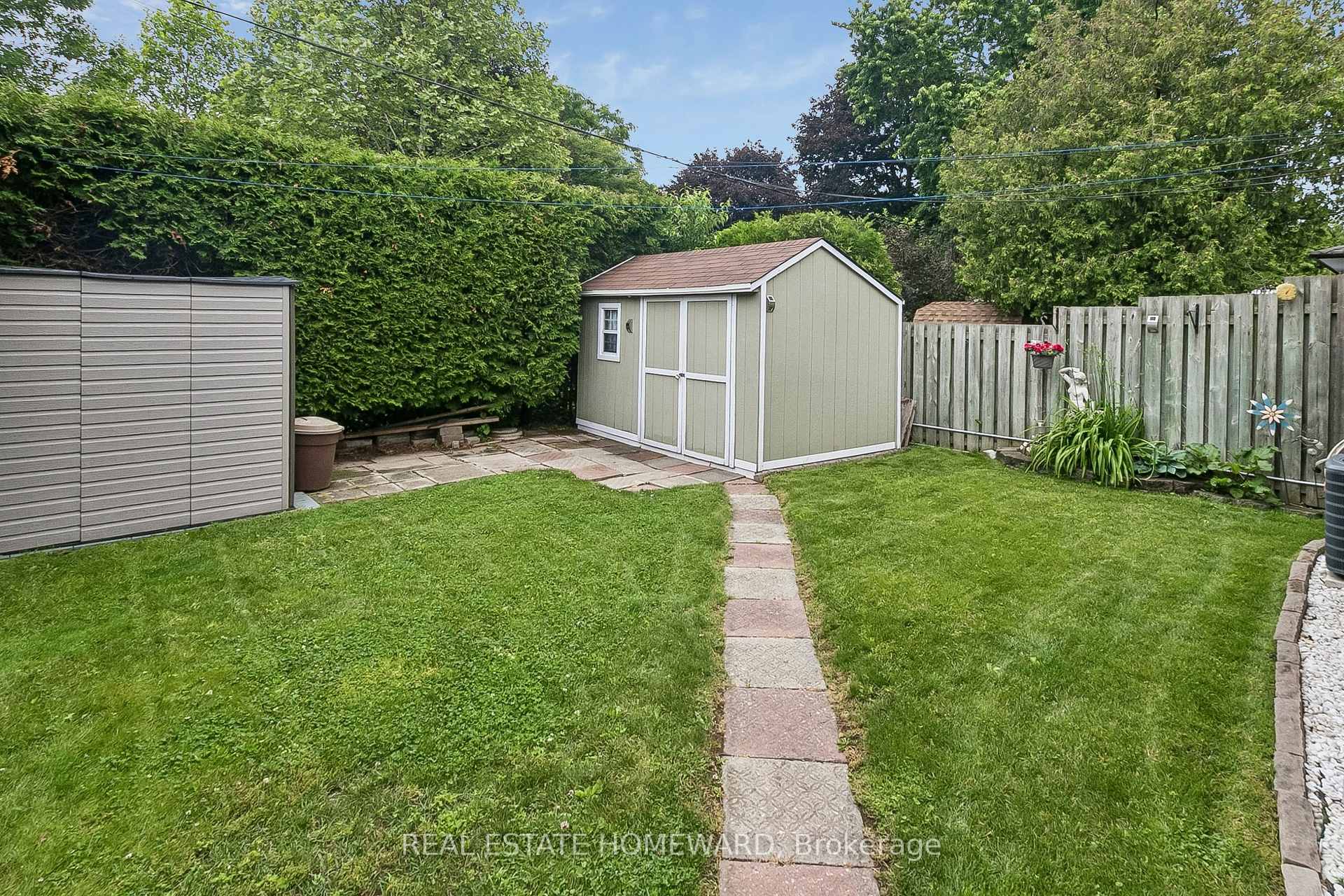 Photo 37 of 94 Rochman Boulevard, Scarborough, Woburn — HOMEH