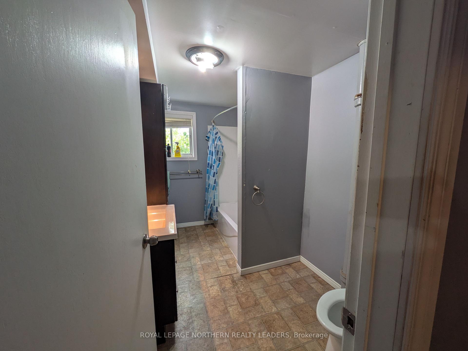 Photo 36 of 6 Boundary Lane, Timmins, SCH - Main Area — HOMEH