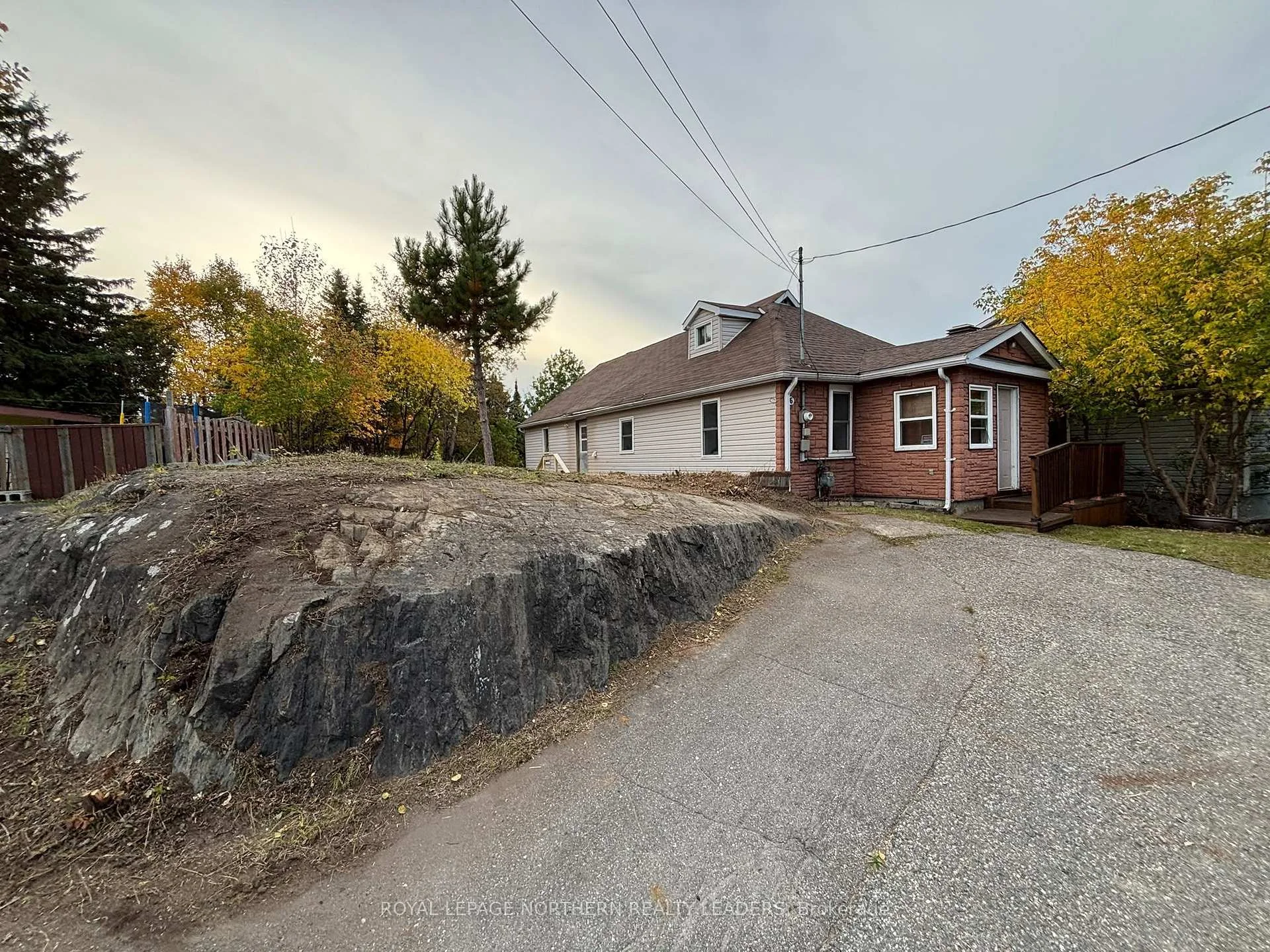 Photo 9 of 6 Boundary Lane, Timmins, SCH - Main Area — HOMEH