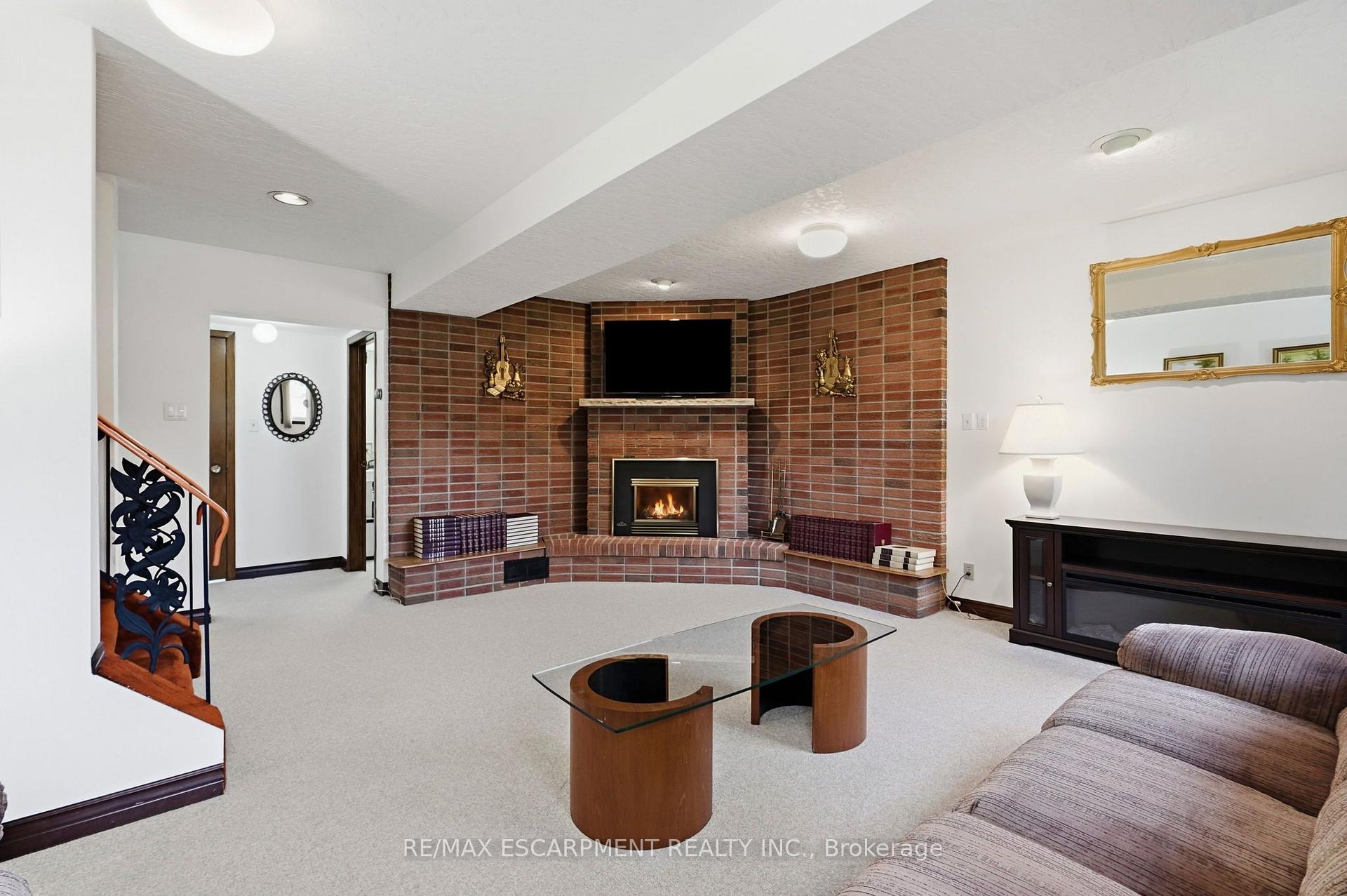 Photo 24 of 8 Norbert Street, Kitchener, Bridgeport — HOMEH