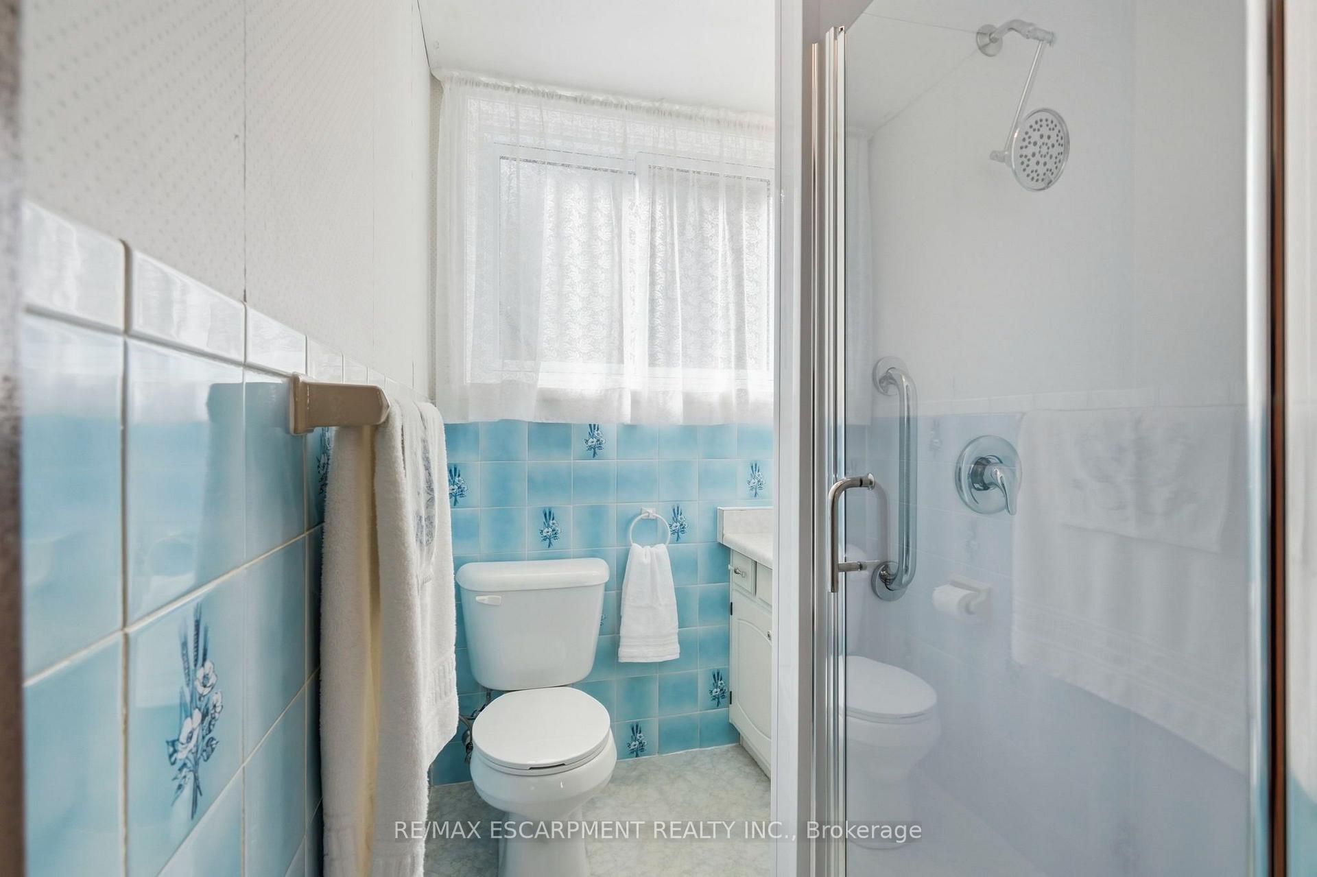 Photo 26 of 8 Norbert Street, Kitchener, Bridgeport — HOMEH