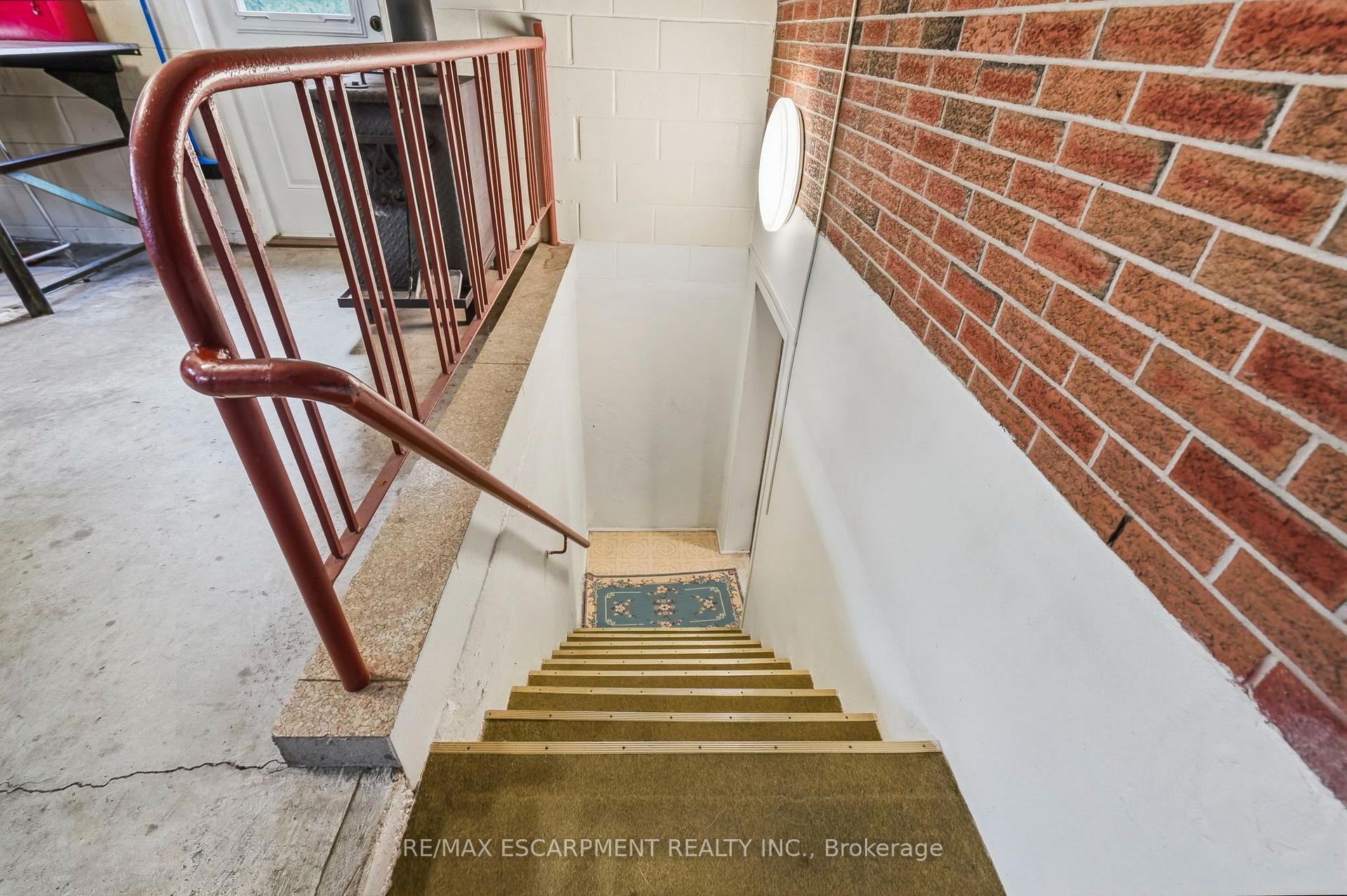 Photo 32 of 8 Norbert Street, Kitchener, Bridgeport — HOMEH