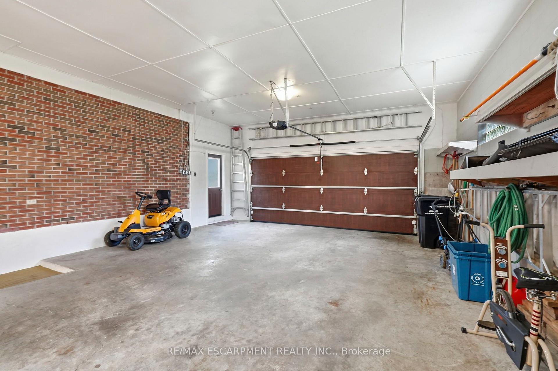 Photo 33 of 8 Norbert Street, Kitchener, Bridgeport — HOMEH