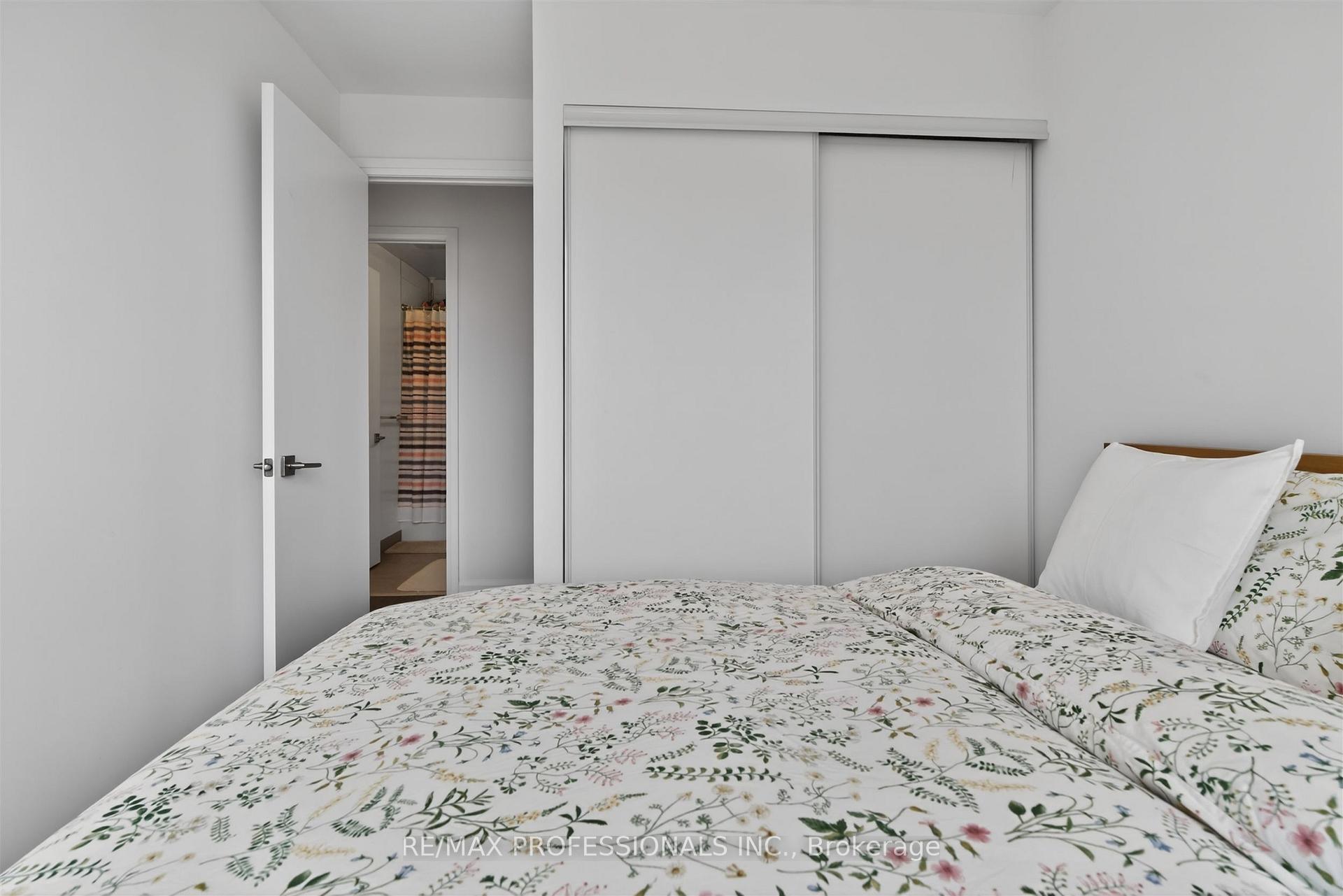 Photo 14 of Unit TH48, 10 Brin Drive, Etobicoke, Edenbridge-Humber Valley — HOMEH