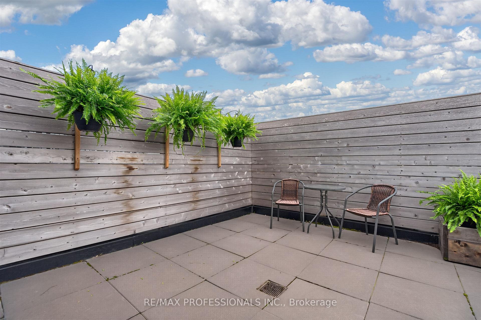 Photo 21 of Unit TH48, 10 Brin Drive, Etobicoke, Edenbridge-Humber Valley — HOMEH