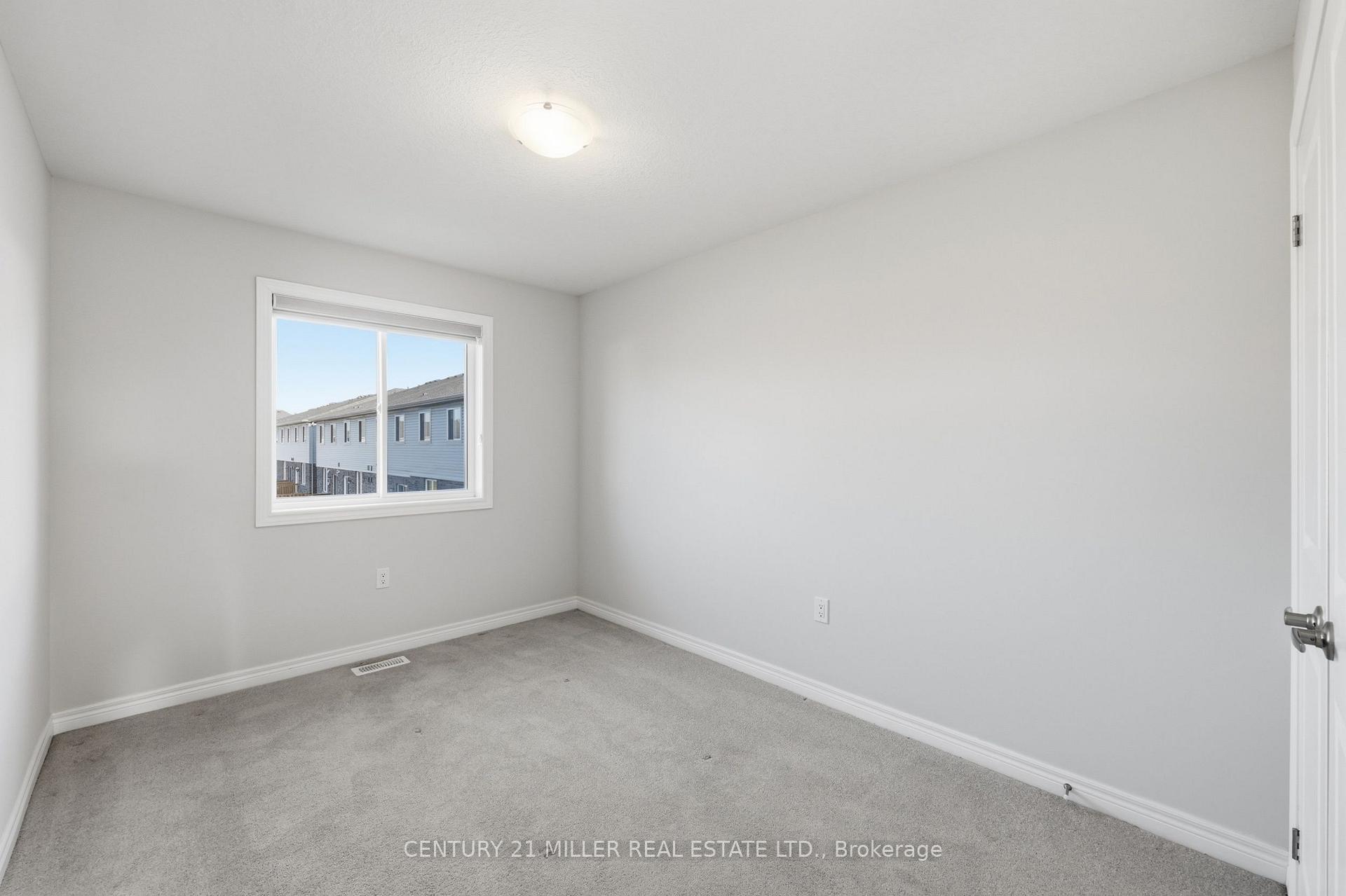 Photo 27 of 10 Linden Park Lane, Hamilton, Hill Park — HOMEH