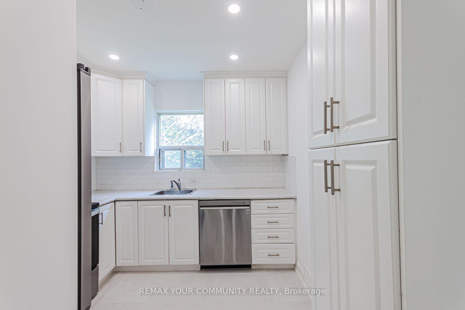 Photo 5 of 53 Raeburn Avenue, North York, Lansing-Westgate — HOMEH