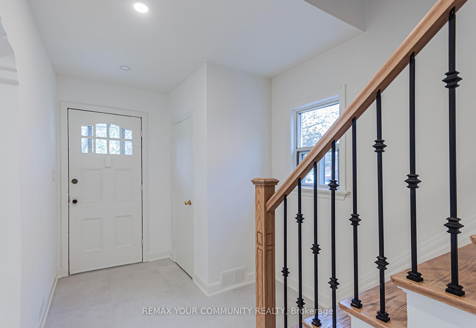 Photo 8 of 53 Raeburn Avenue, North York, Lansing-Westgate — HOMEH