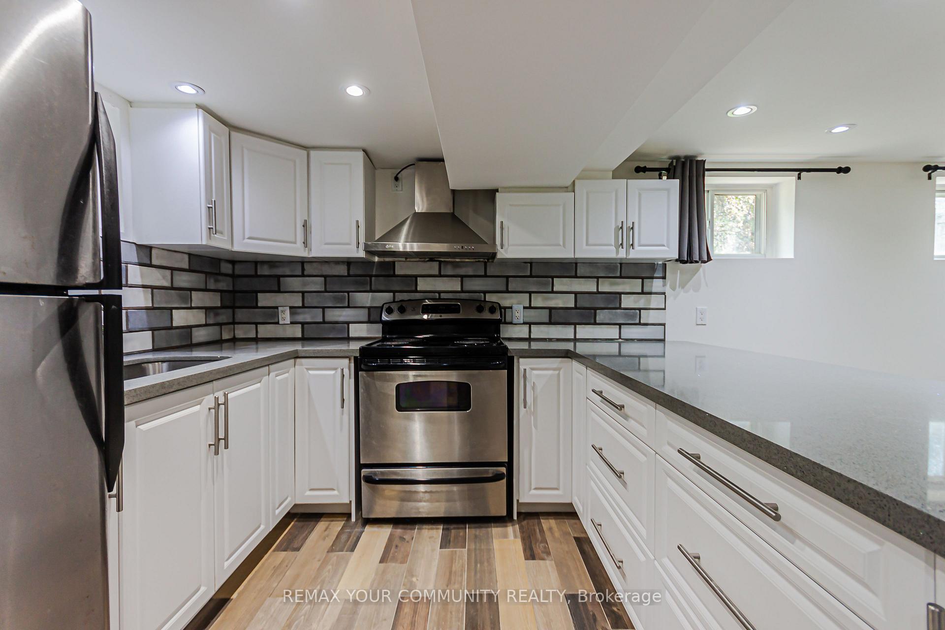 Photo 21 of 53 Raeburn Avenue, North York, Lansing-Westgate — HOMEH