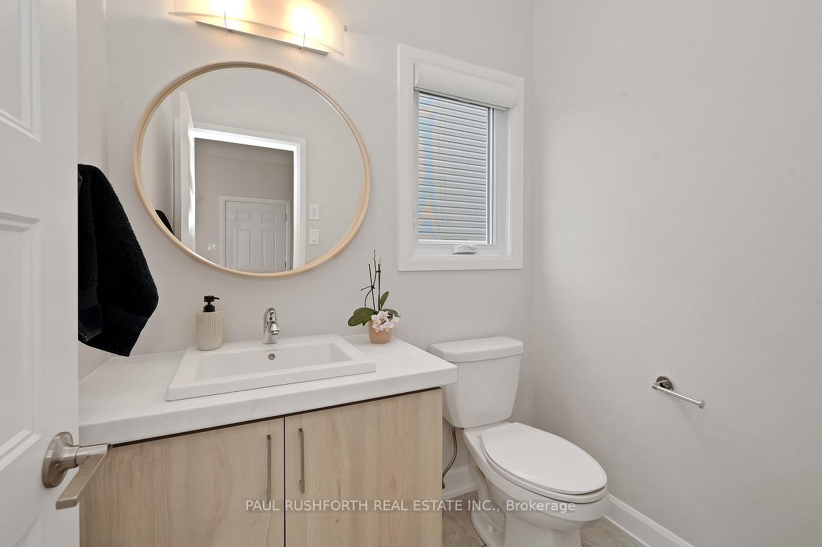 Photo 18 of 624 Geneva Crescent, Russell, Embrun — HOMEH