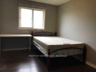 Photo 17 of 271 Fleming Drive, London, East D — HOMEH