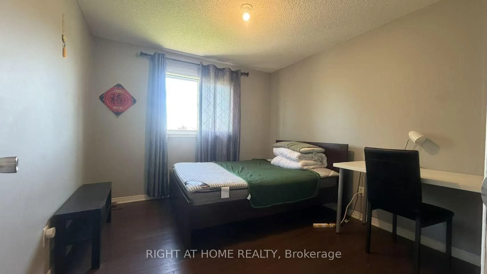 Photo 20 of 271 Fleming Drive, London, East D — HOMEH