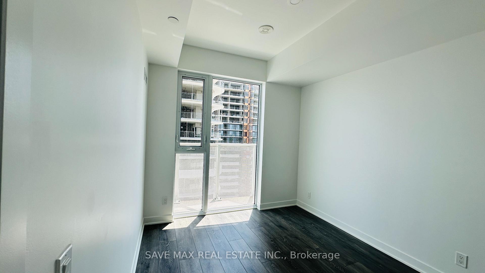 Photo 12 of Unit 1613, 6 Flavelle Trail, Vaughan, Steeles West Industrial — HOMEH