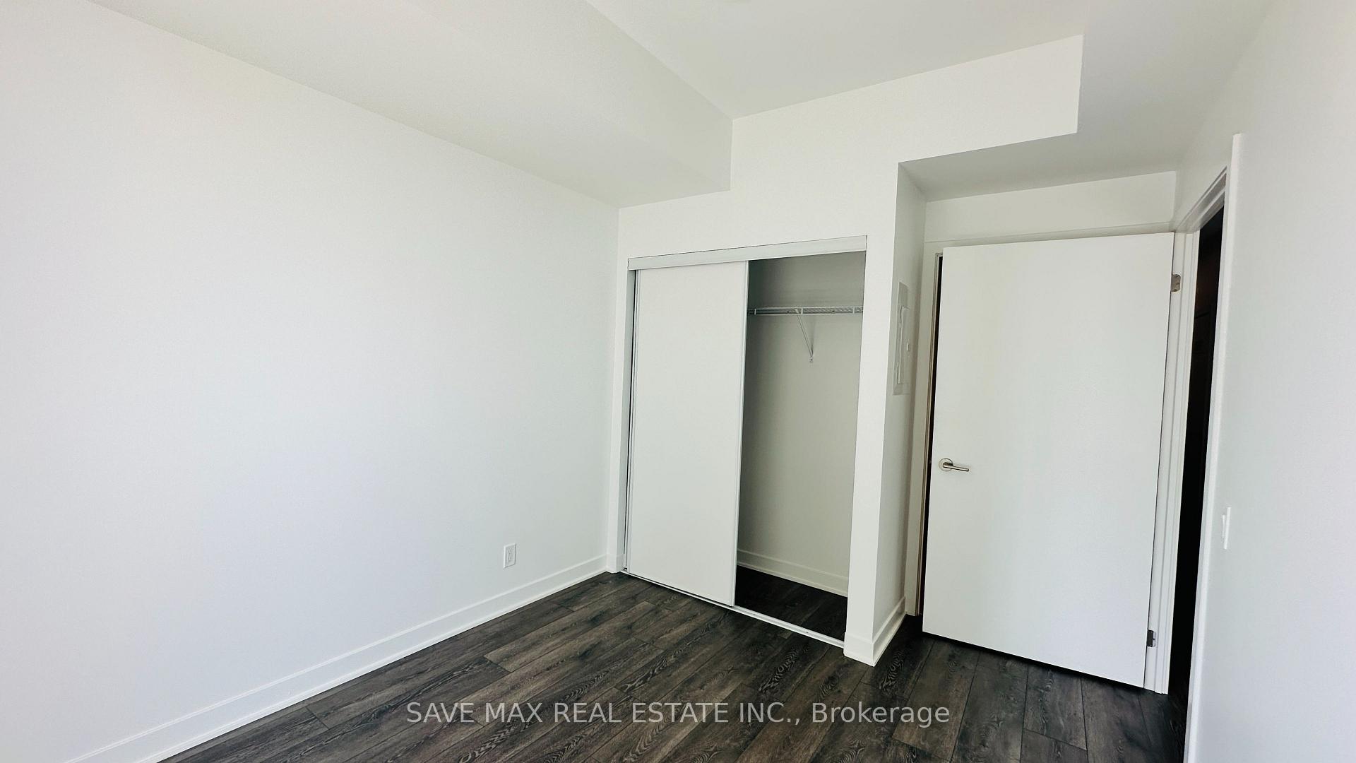 Photo 13 of Unit 1613, 6 Flavelle Trail, Vaughan, Steeles West Industrial — HOMEH