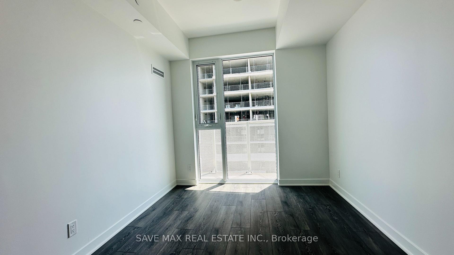 Photo 17 of Unit 1613, 6 Flavelle Trail, Vaughan, Steeles West Industrial — HOMEH
