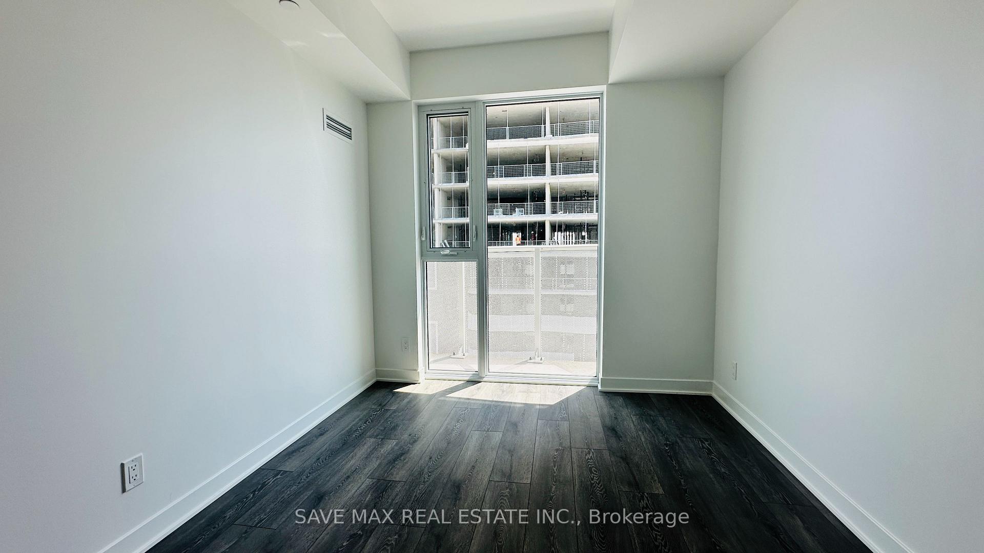 Photo 18 of Unit 1613, 6 Flavelle Trail, Vaughan, Steeles West Industrial — HOMEH
