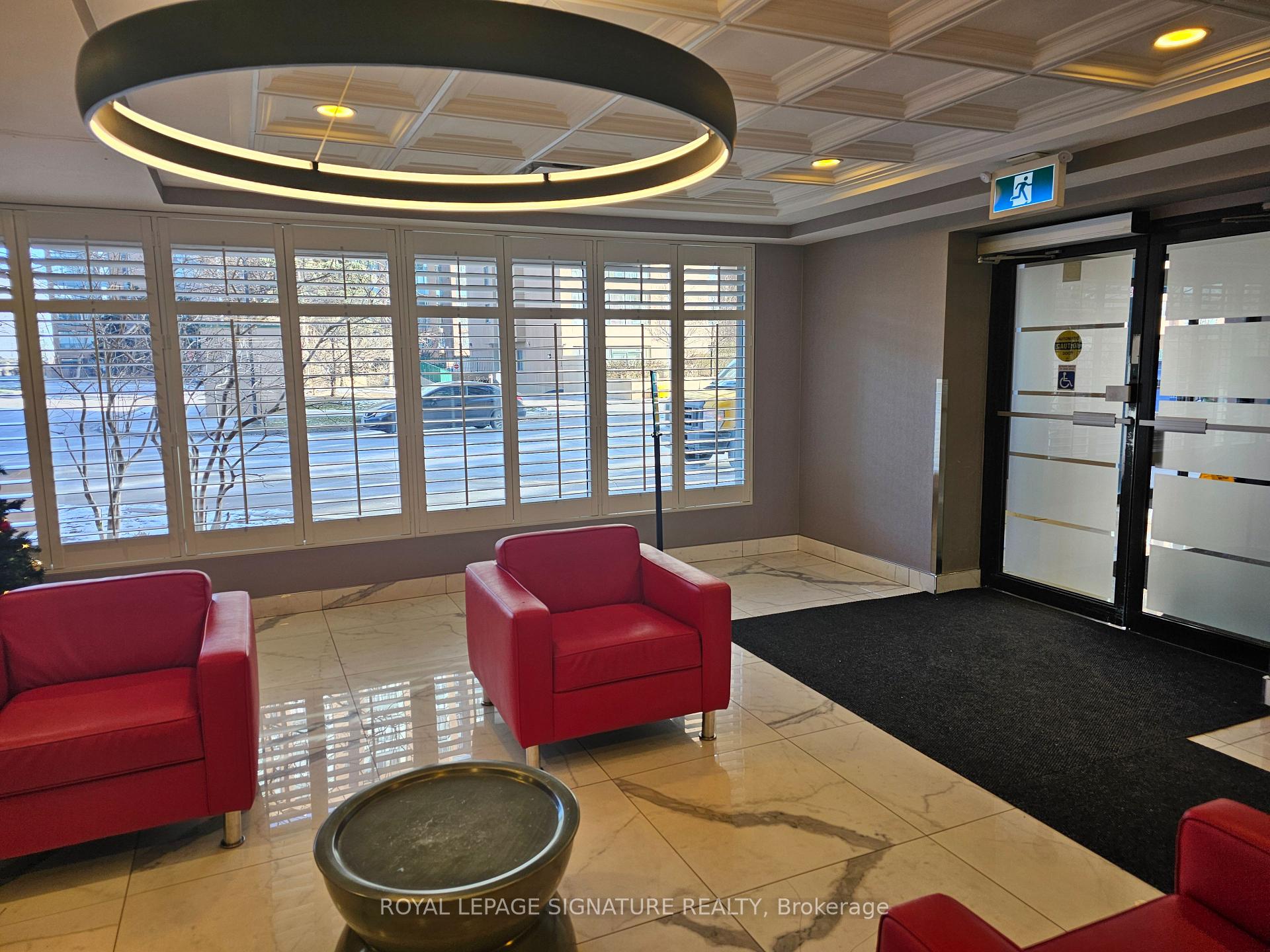 Photo 4 of Unit 507, 155 Hillcrest Avenue W, Mississauga, Cooksville — HOMEH