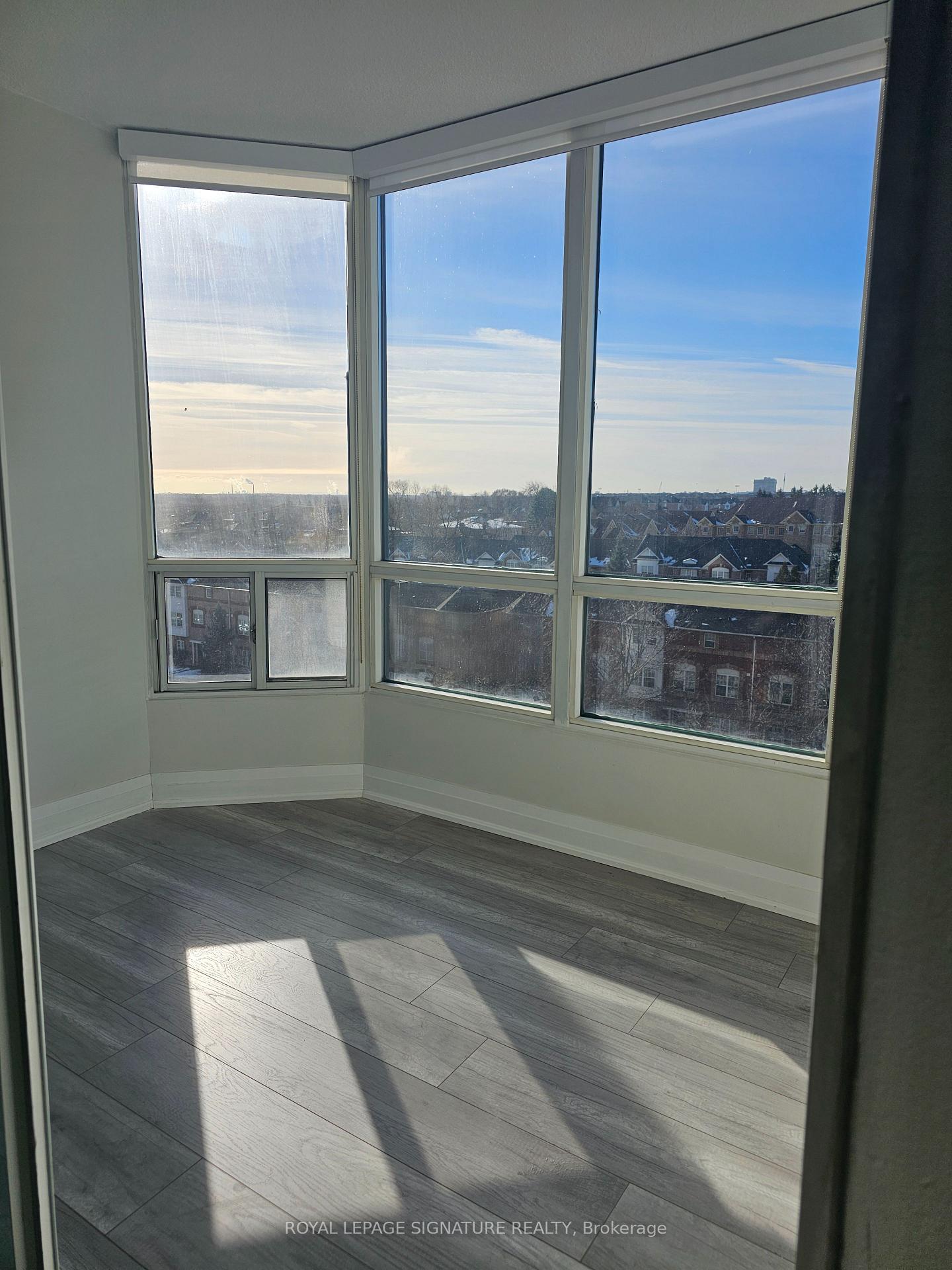 Photo 14 of Unit 507, 155 Hillcrest Avenue W, Mississauga, Cooksville — HOMEH