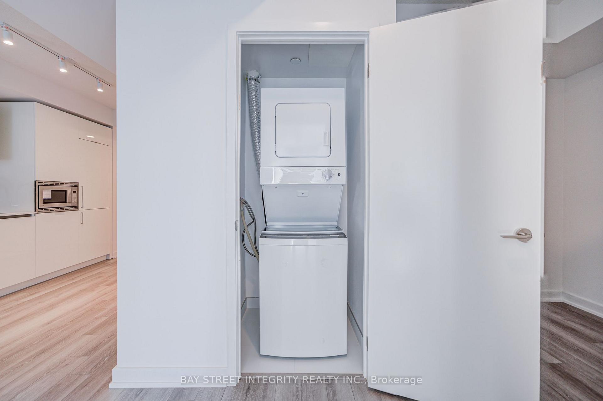 Photo 28 of Unit 2907, 238 Simcoe Street, Toronto, Kensington-Chinatown — HOMEH