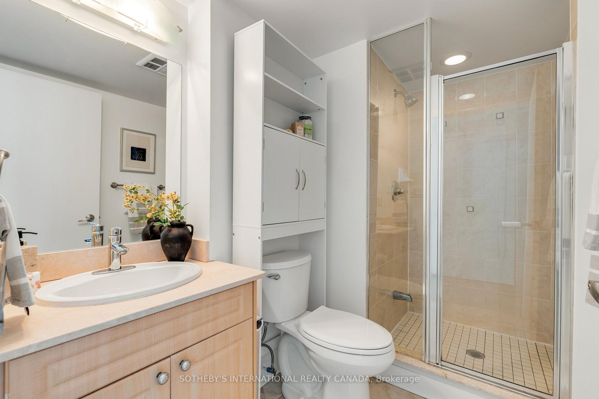 Photo 12 of Unit 1015, 600 Fleet Street, Toronto, Niagara — HOMEH