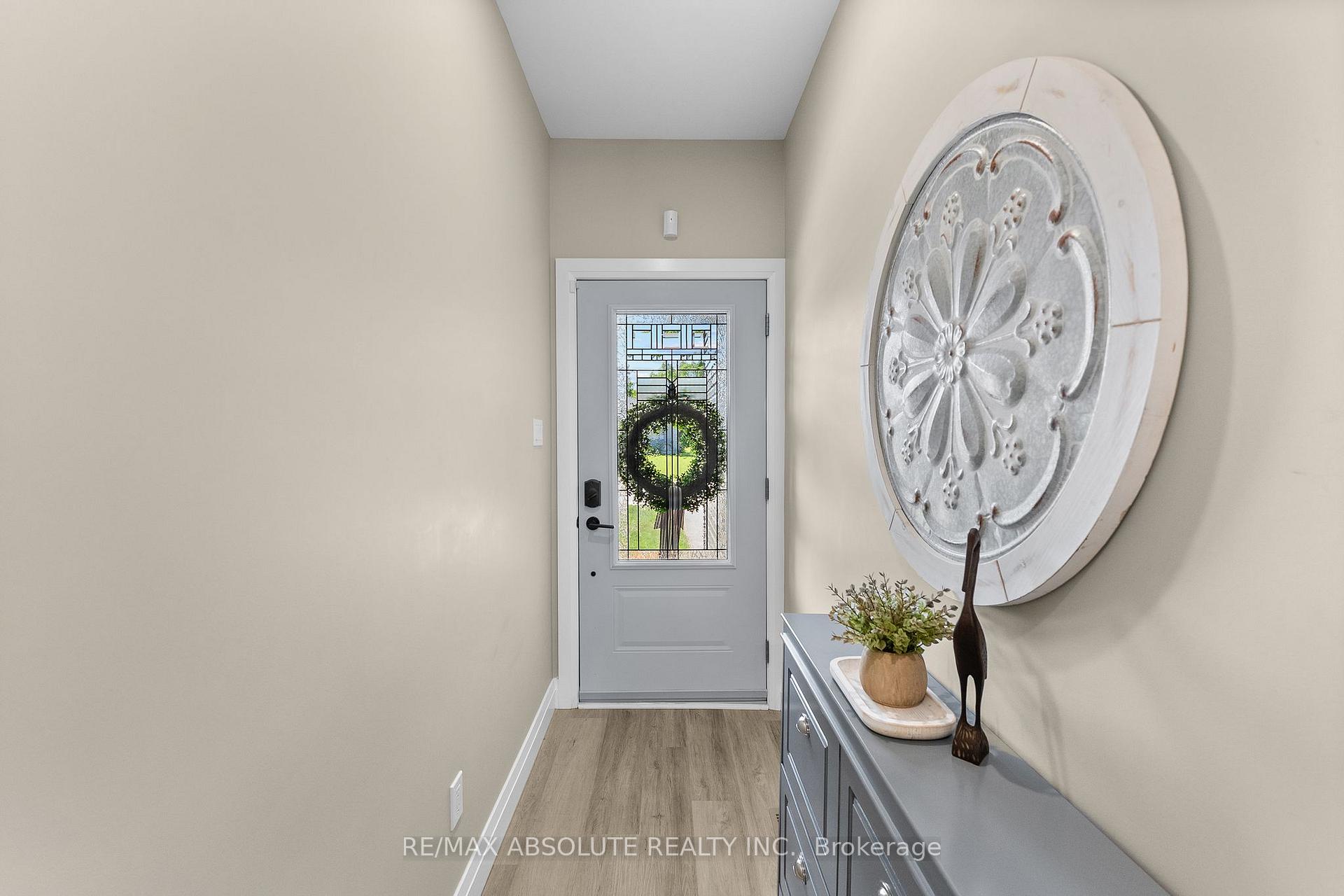 Photo 3 of 323 Forestview Crescent, Renfrew, Renfrew — HOMEH