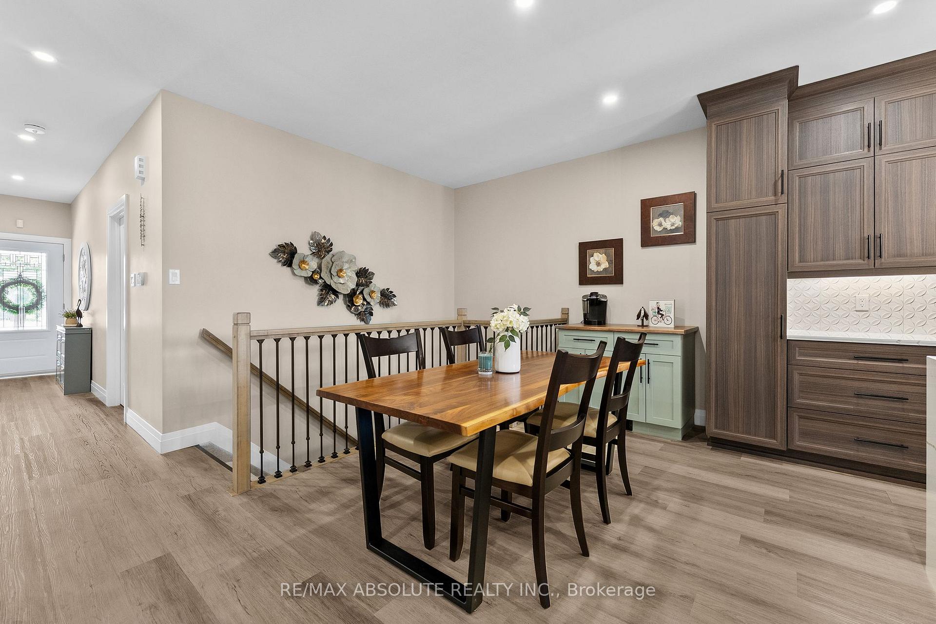 Photo 6 of 323 Forestview Crescent, Renfrew, Renfrew — HOMEH