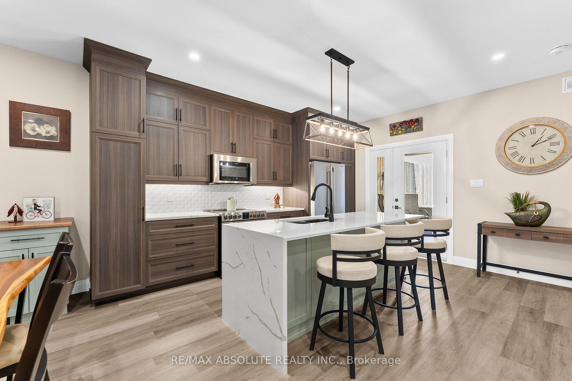 Photo 7 of 323 Forestview Crescent, Renfrew, Renfrew — HOMEH