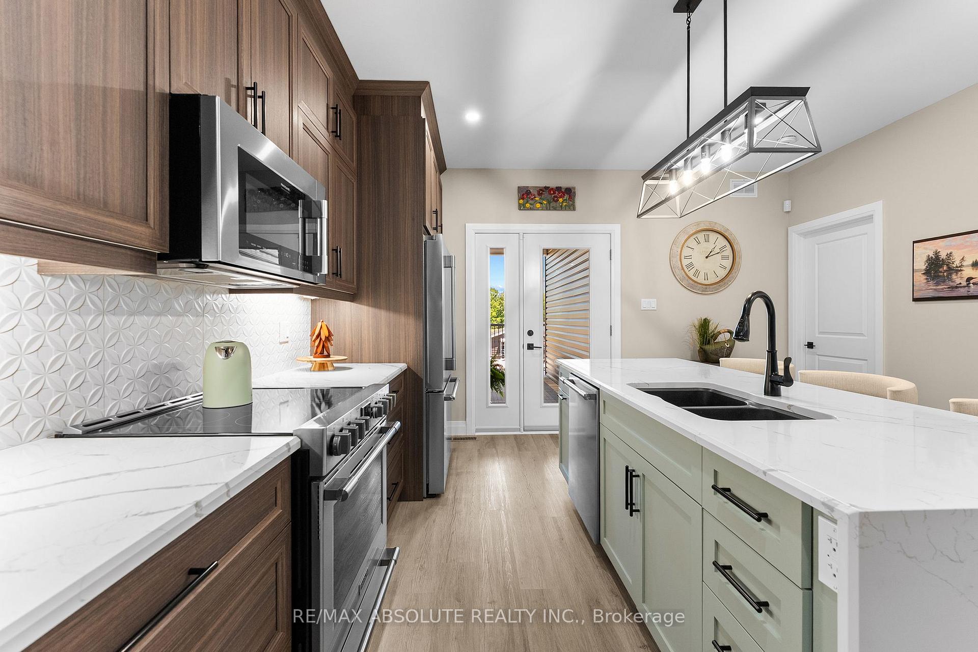 Photo 8 of 323 Forestview Crescent, Renfrew, Renfrew — HOMEH