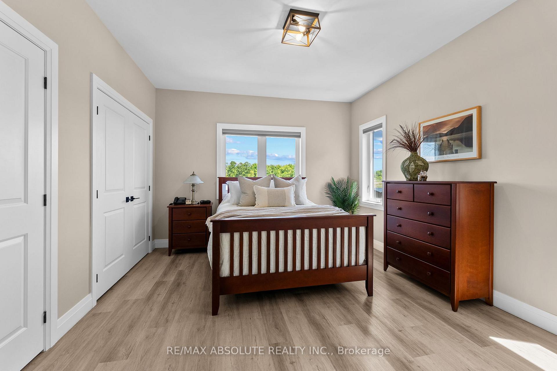 Photo 9 of 323 Forestview Crescent, Renfrew, Renfrew — HOMEH