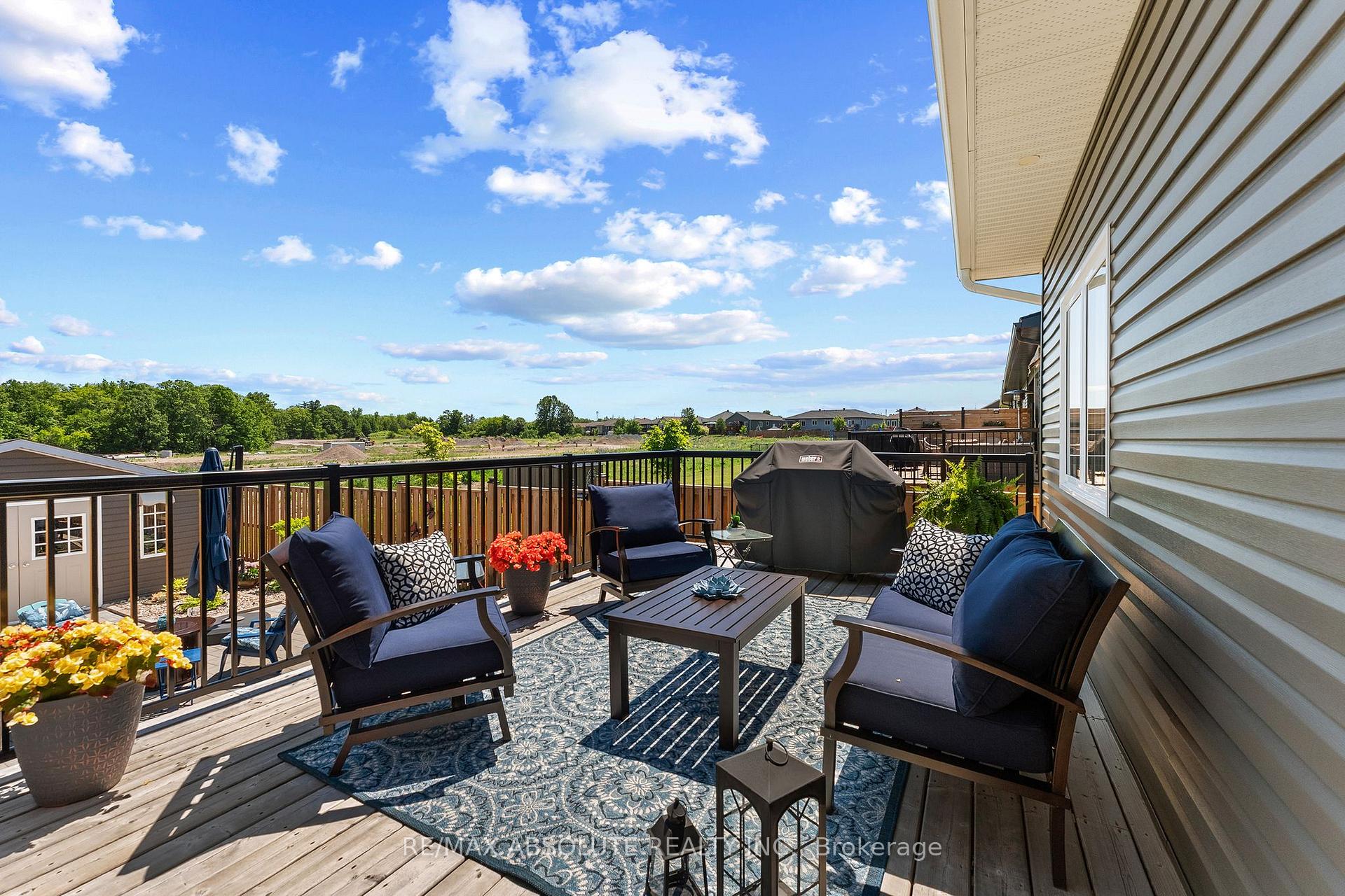 Photo 17 of 323 Forestview Crescent, Renfrew, Renfrew — HOMEH