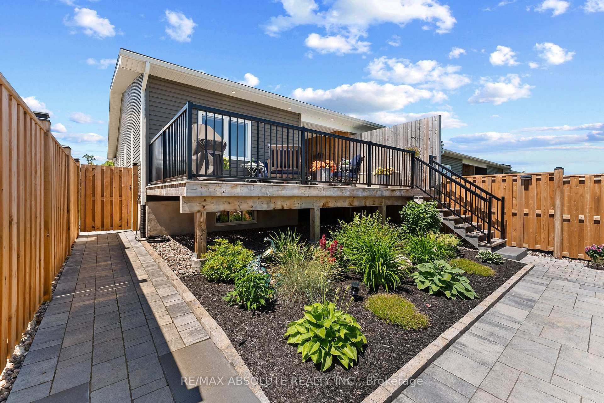 Photo 18 of 323 Forestview Crescent, Renfrew, Renfrew — HOMEH
