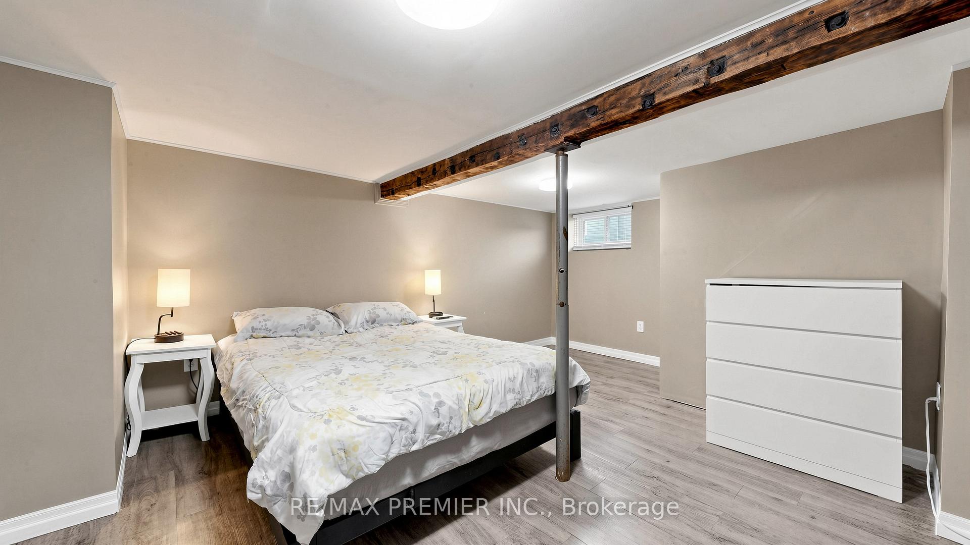 Photo 18 of 27 Cambridge Avenue, Hamilton, Crown Point — HOMEH