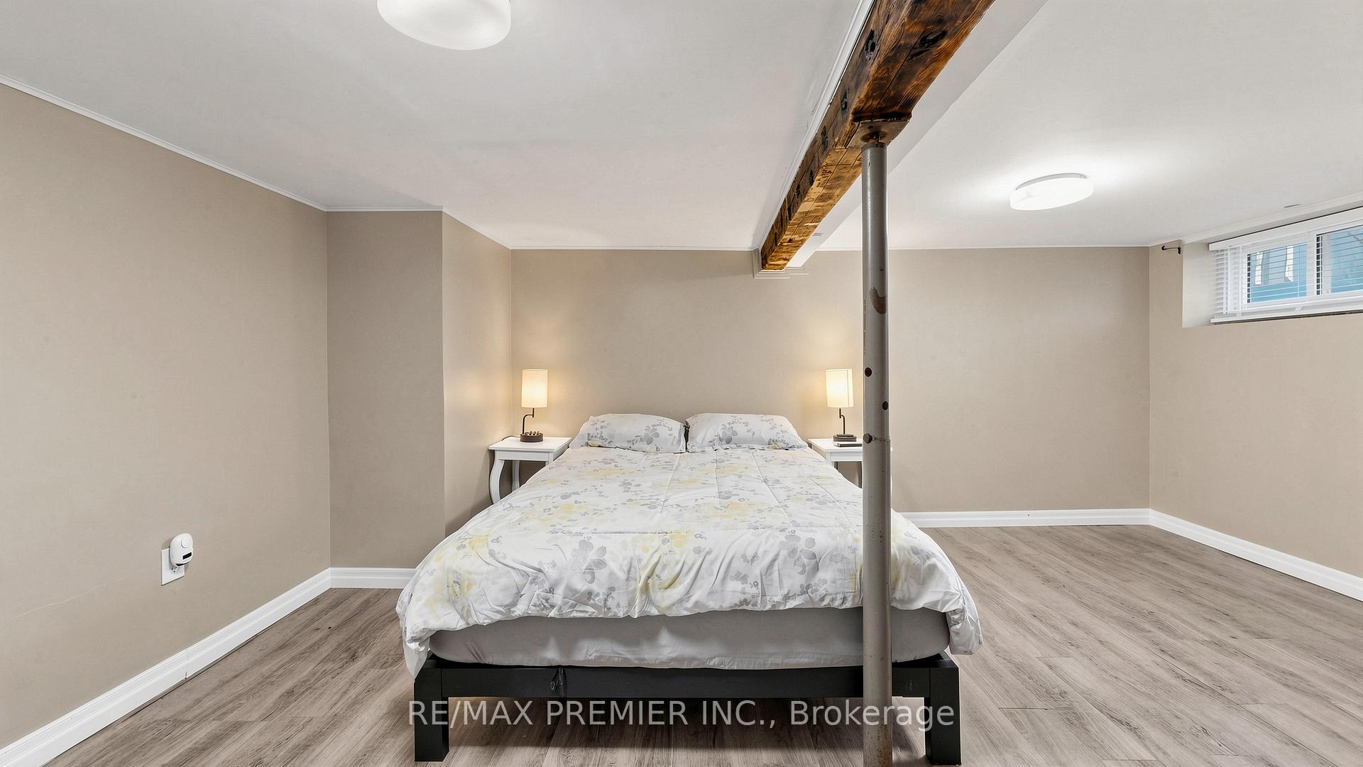 Photo 19 of 27 Cambridge Avenue, Hamilton, Crown Point — HOMEH