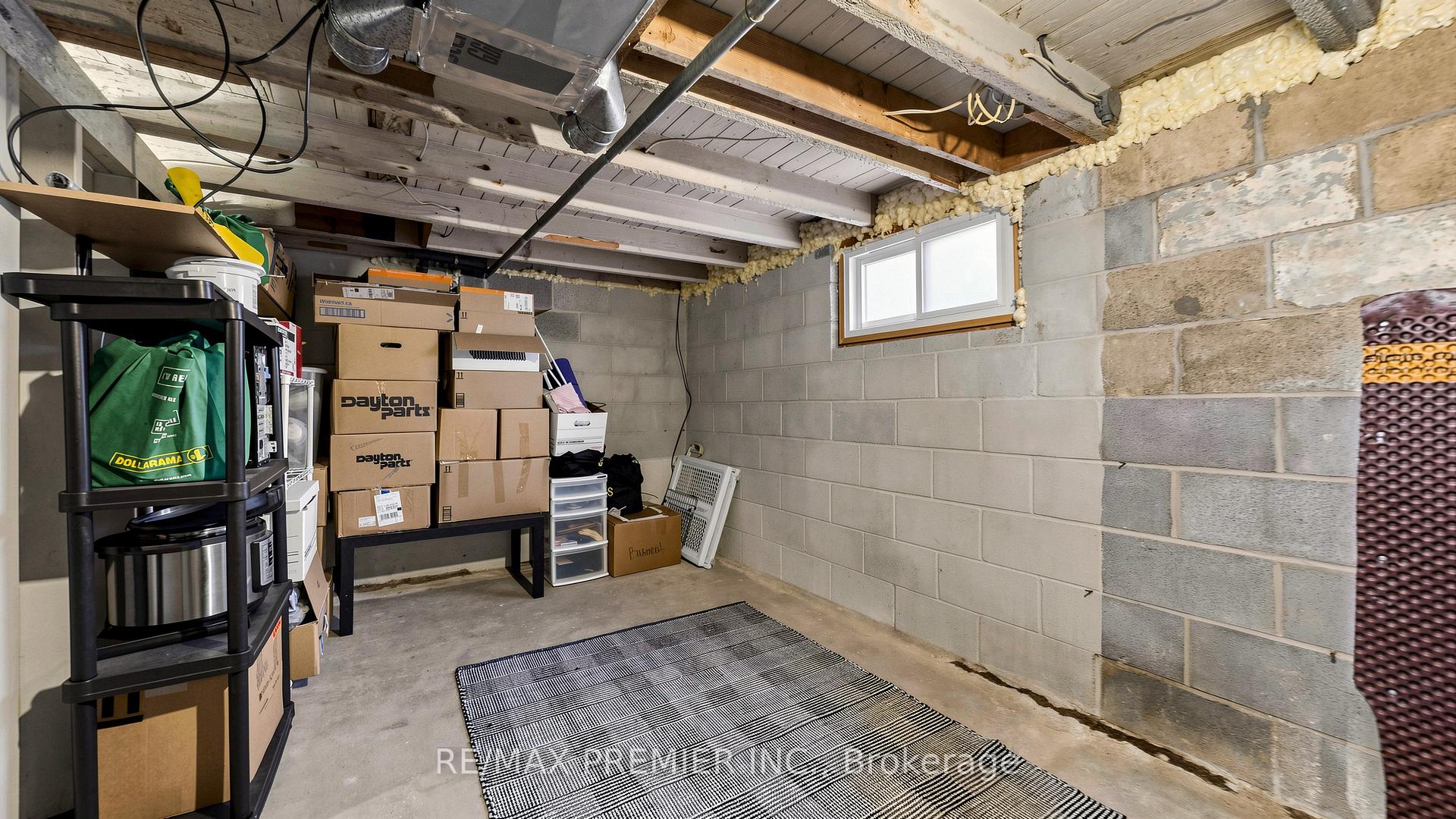 Photo 23 of 27 Cambridge Avenue, Hamilton, Crown Point — HOMEH